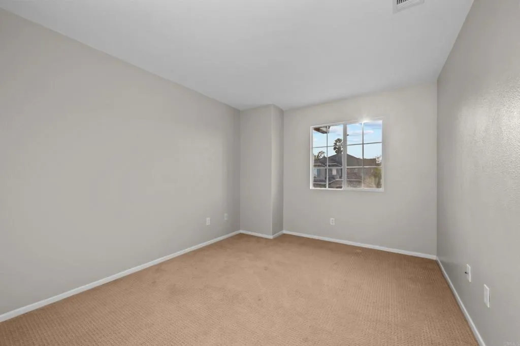https://cdn.realtyfeed.com/cdn/127/306491187/2e5ddbb9917f3d9d0ec4573fd64dd9ed.webp