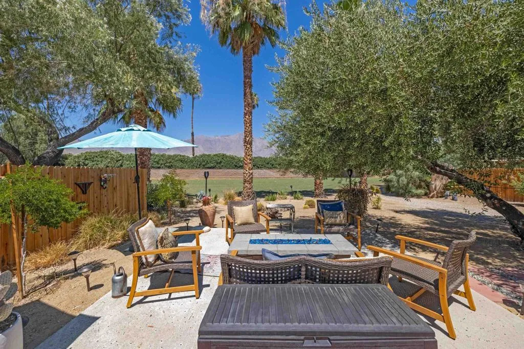 https://cdn.realtyfeed.com/cdn/127/306491290/19cb86bd387b9ccf4a1c88df1e60c332.webp