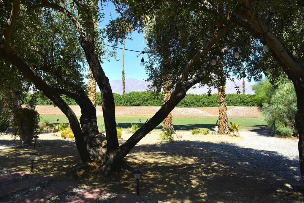 https://cdn.realtyfeed.com/cdn/127/306491290/2cacdb4d9823ca1f42151e5ec29c8e79.webp