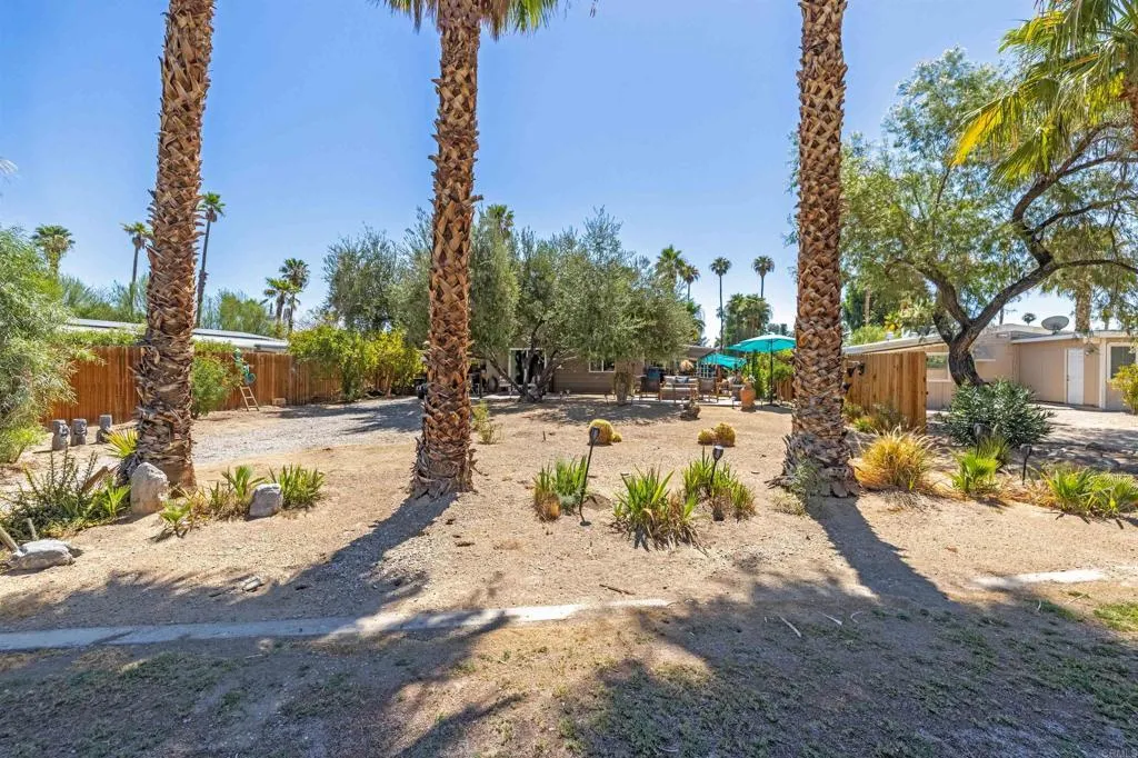https://cdn.realtyfeed.com/cdn/127/306491290/b9c922a943f193b05013992ce6463dbf.webp