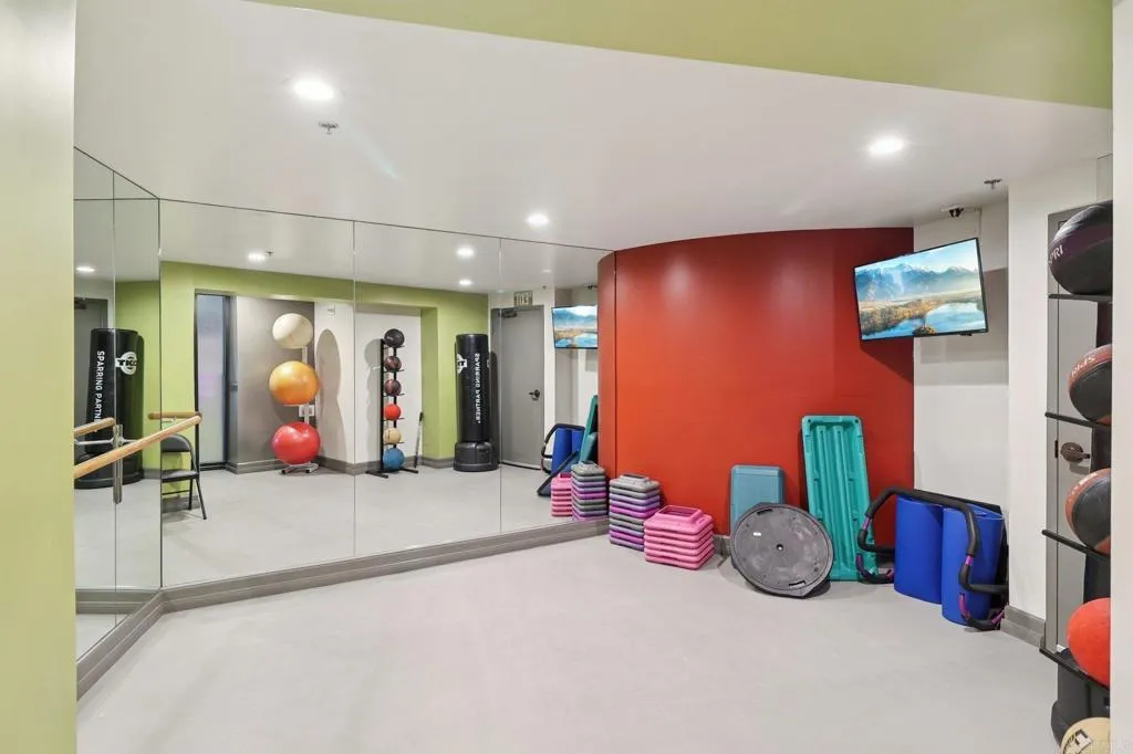 https://cdn.realtyfeed.com/cdn/127/306491370/c228c835c5c84689aa7007e58798c535.webp