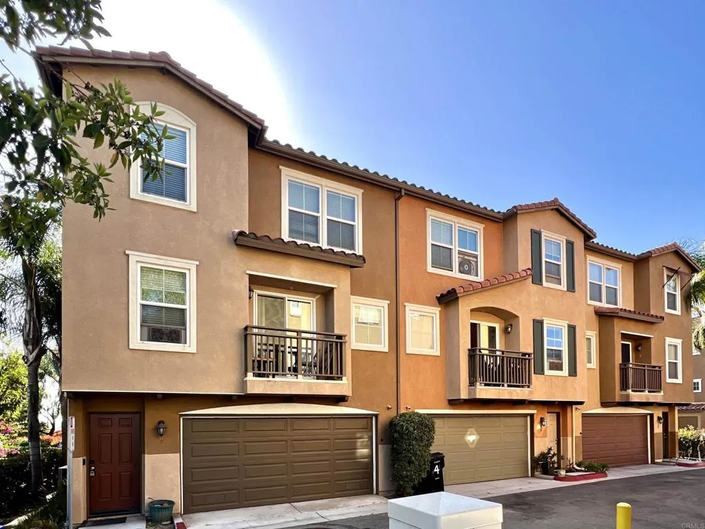 MLS: PTP2505298 Condo For Sale