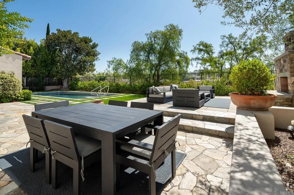 https://cdn.realtyfeed.com/cdn/127/306491548/dd6397666f7e96426f6eee627f248d82.webp