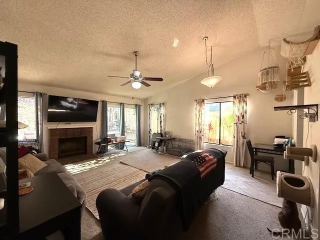 https://cdn.realtyfeed.com/cdn/127/306491552/a6925649c56d1da786a86d6521381813.webp