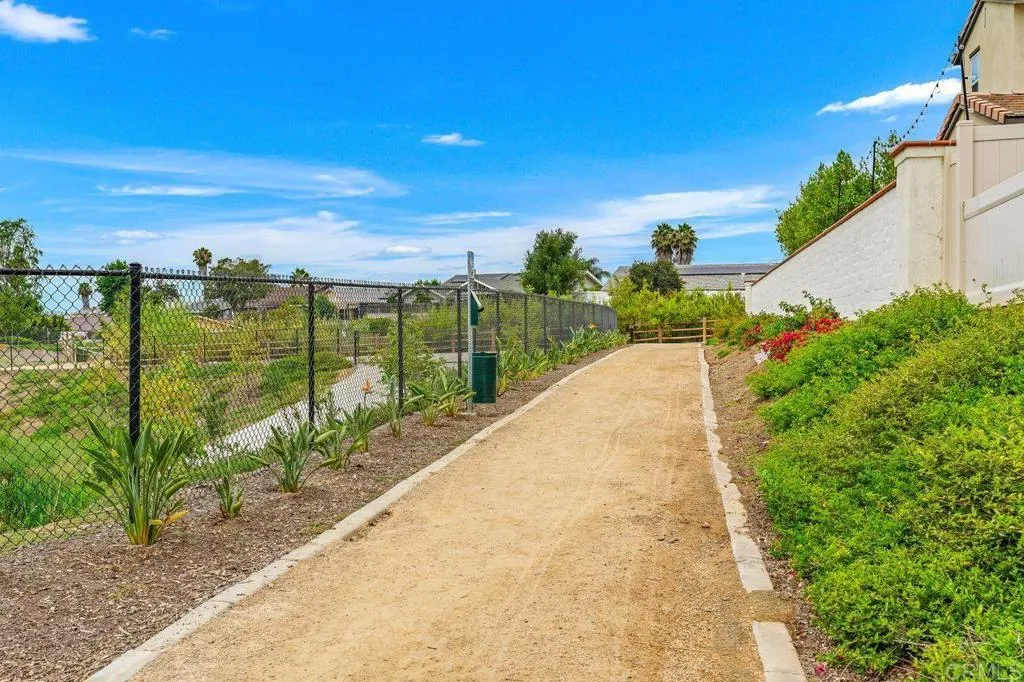 https://cdn.realtyfeed.com/cdn/127/306491581/9259ff51e57bafe959e898505678c4ae.webp