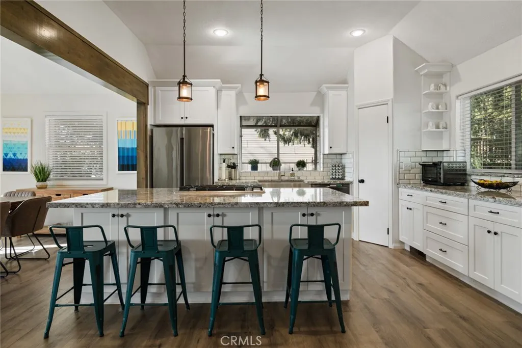 27775 Matterhorn Drive, Lake Arrowhead, CA 92352 - Photo 3 of 43, Lake Arrowhead, CA