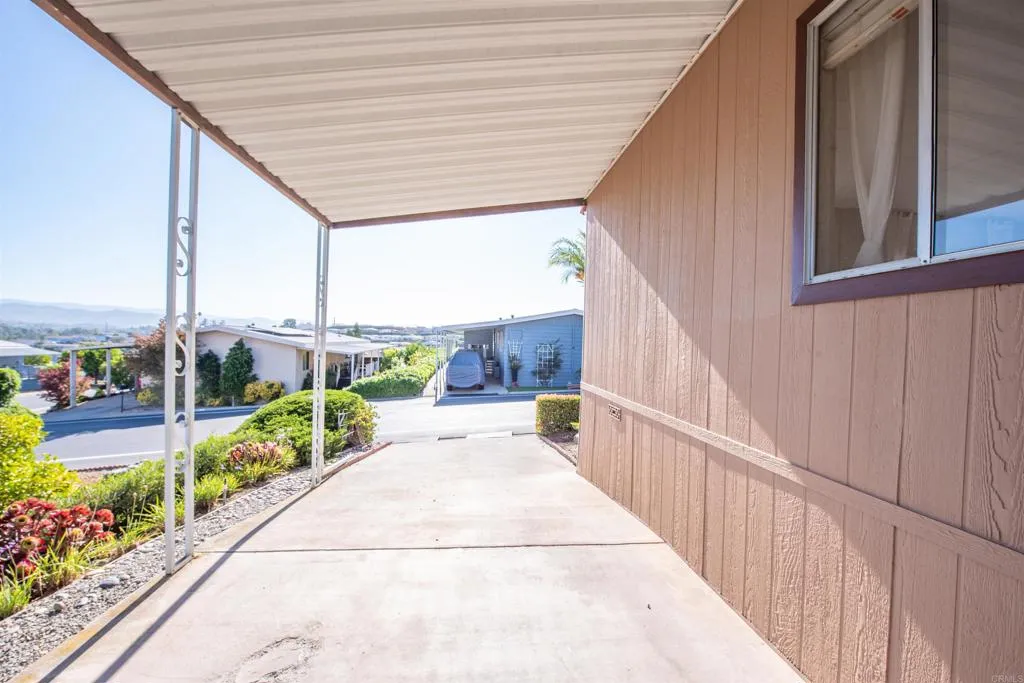 https://cdn.realtyfeed.com/cdn/127/306491705/3b8305efd091919749647531def56ae5.webp