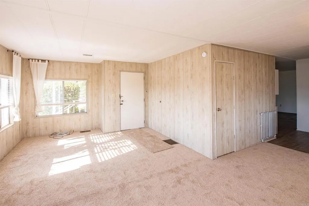 https://cdn.realtyfeed.com/cdn/127/306491705/4fa4a16dbce210f2dcacb7552af95292.webp