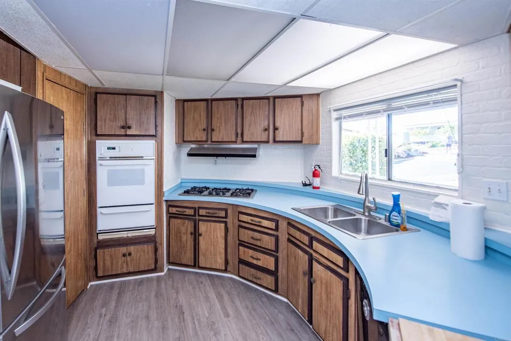 https://cdn.realtyfeed.com/cdn/127/306491705/bff8b9d5b9e227a018d3825d62e9d8ec.webp