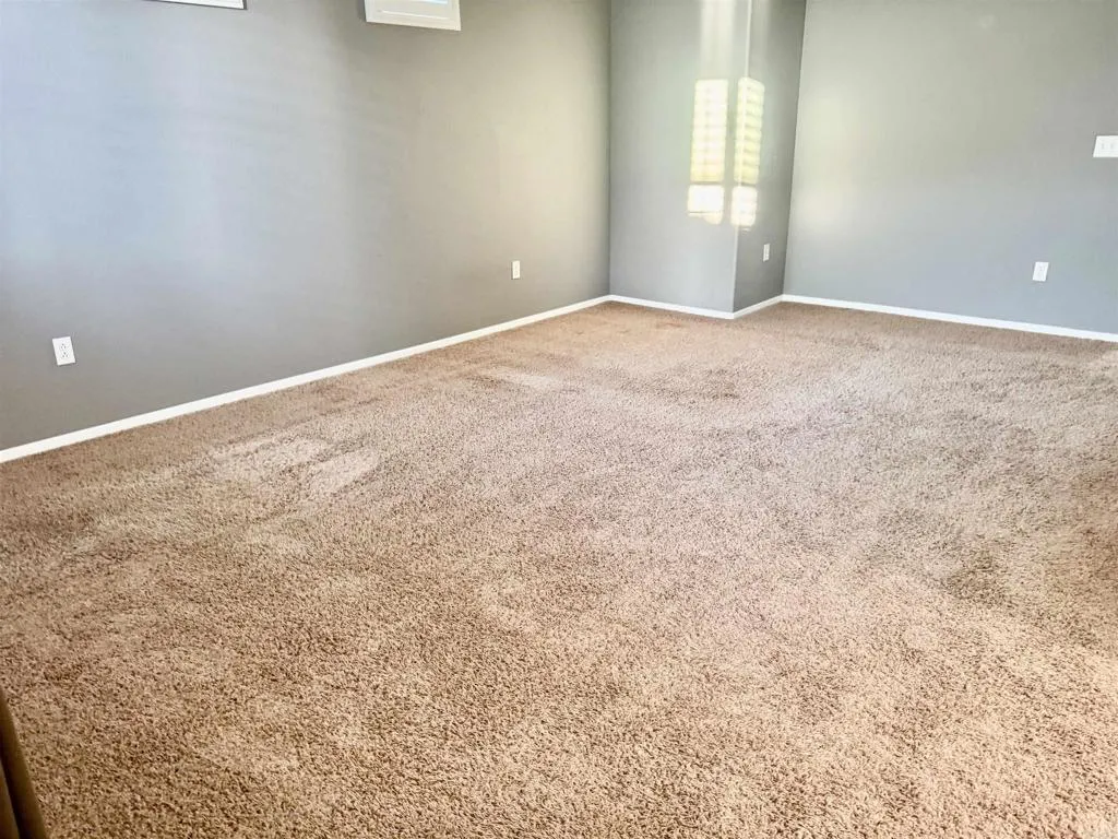 https://cdn.realtyfeed.com/cdn/127/306491780/dd63fdaf3288472b46b5592bda6c0ff2.webp
