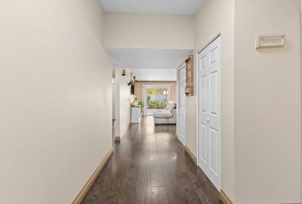 https://cdn.realtyfeed.com/cdn/127/306491803/0a8a9dbd0c65616980e654f5e966d529.webp