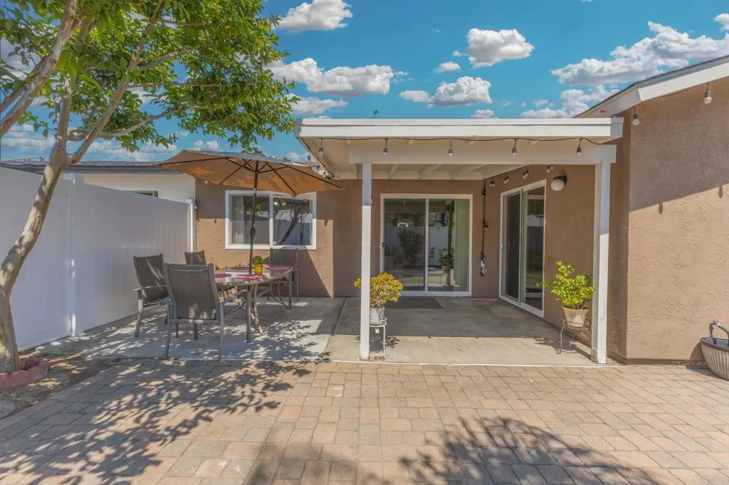 https://cdn.realtyfeed.com/cdn/127/306491803/b88d5065946734d9dbc4b02d711eb8c2.webp