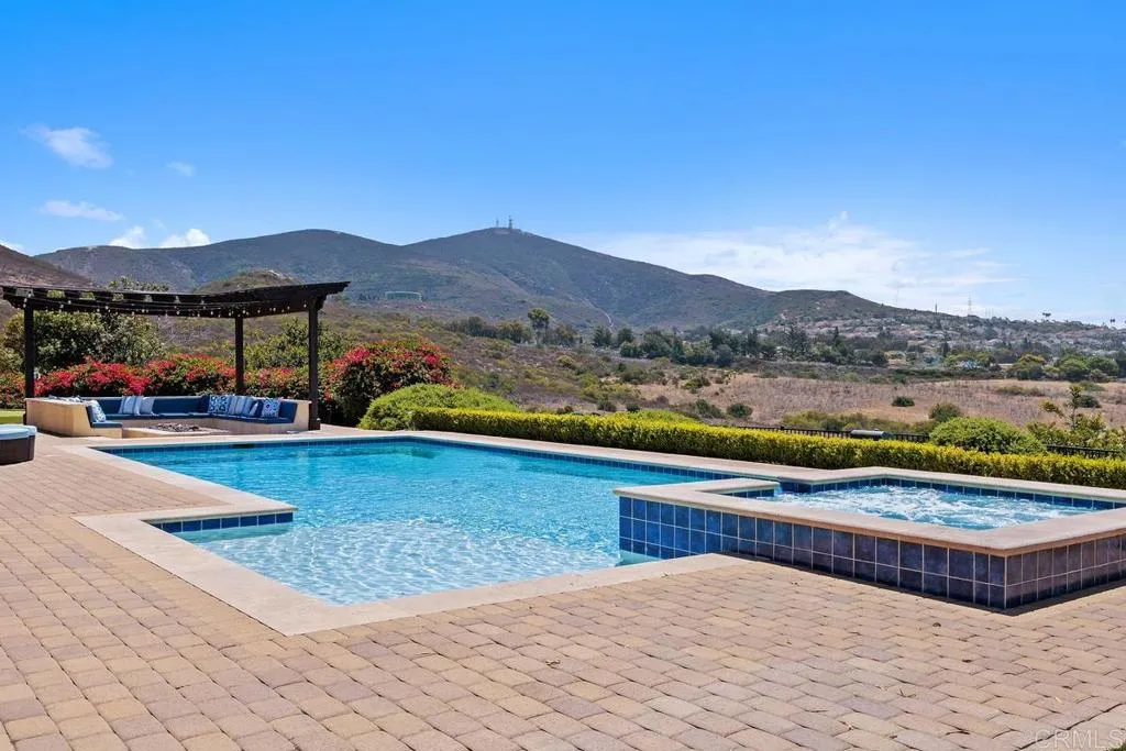 https://cdn.realtyfeed.com/cdn/127/306491819/d81baa5ad060d0596976d13c49732a35.webp