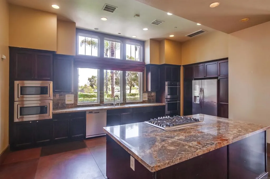 Photo #55: PTP2505307 Listing: Photo #55