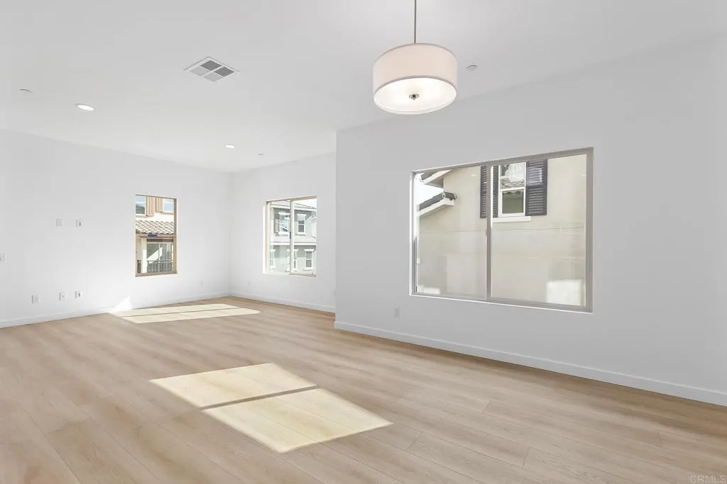 Photo #14: PTP2505310 Listing: Photo #14