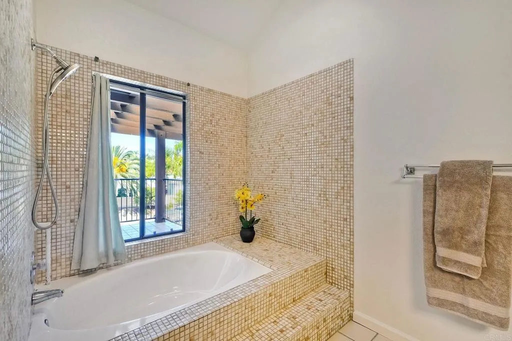 https://cdn.realtyfeed.com/cdn/127/306491917/ed7509db20bf93af1bf8318a8f51baed.webp