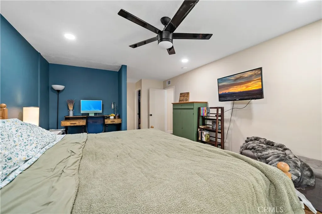 https://cdn.realtyfeed.com/cdn/127/306492004/50248886450632dd1315e0c3a7676662.webp