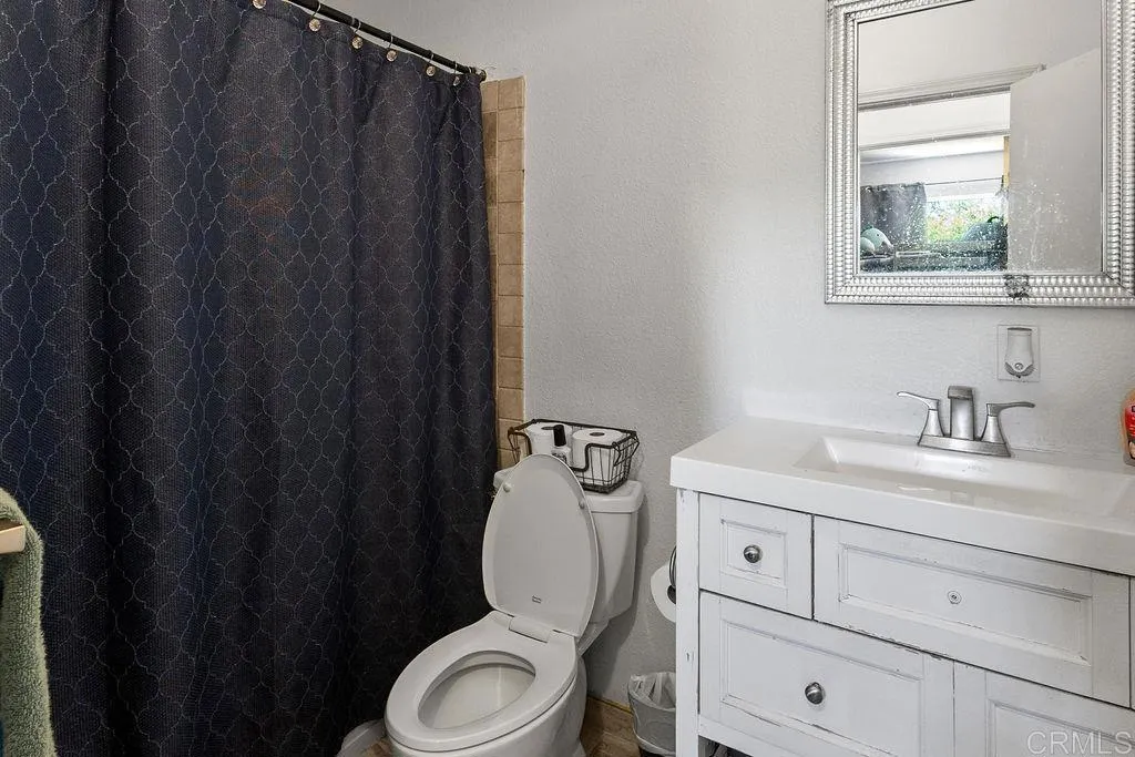 https://cdn.realtyfeed.com/cdn/127/306492179/30a415b9b79505f1f17923221fec30f4.webp