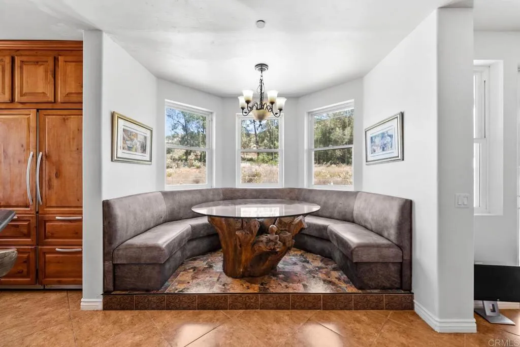 https://cdn.realtyfeed.com/cdn/127/306492192/11a225a1646277bfc2ccc36fa4626e42.webp