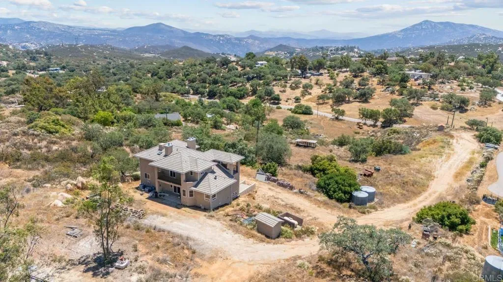 https://cdn.realtyfeed.com/cdn/127/306492192/56f7ae06e35ee0e6d89c8b476d472fc4.webp