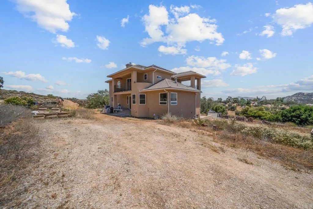 https://cdn.realtyfeed.com/cdn/127/306492192/a328e95c94967ac1bedf0c8ad70c1d9f.webp