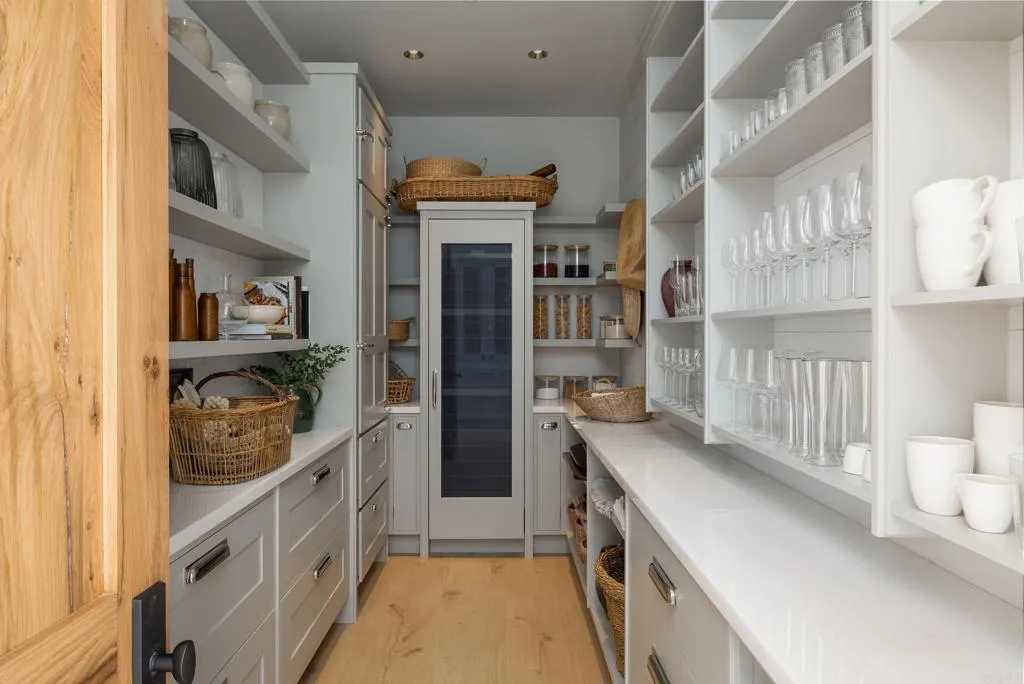 17845 Via de Fortuna, Rancho Santa Fe, CA, 92067