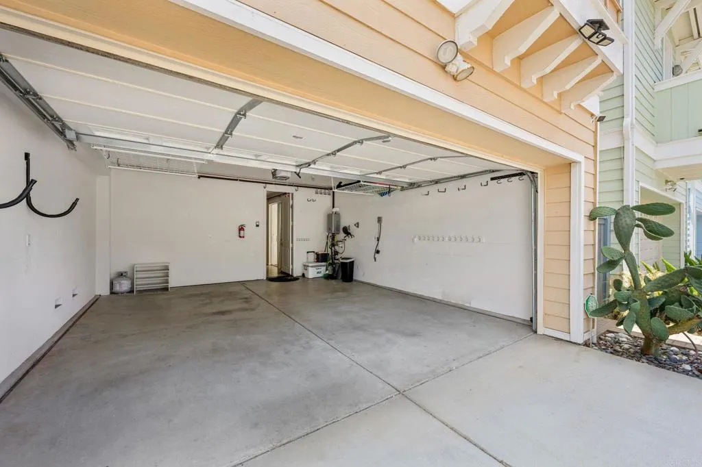 https://cdn.realtyfeed.com/cdn/127/306492318/8b79b4e4899a1c7ddb70409a4120d87d.webp
