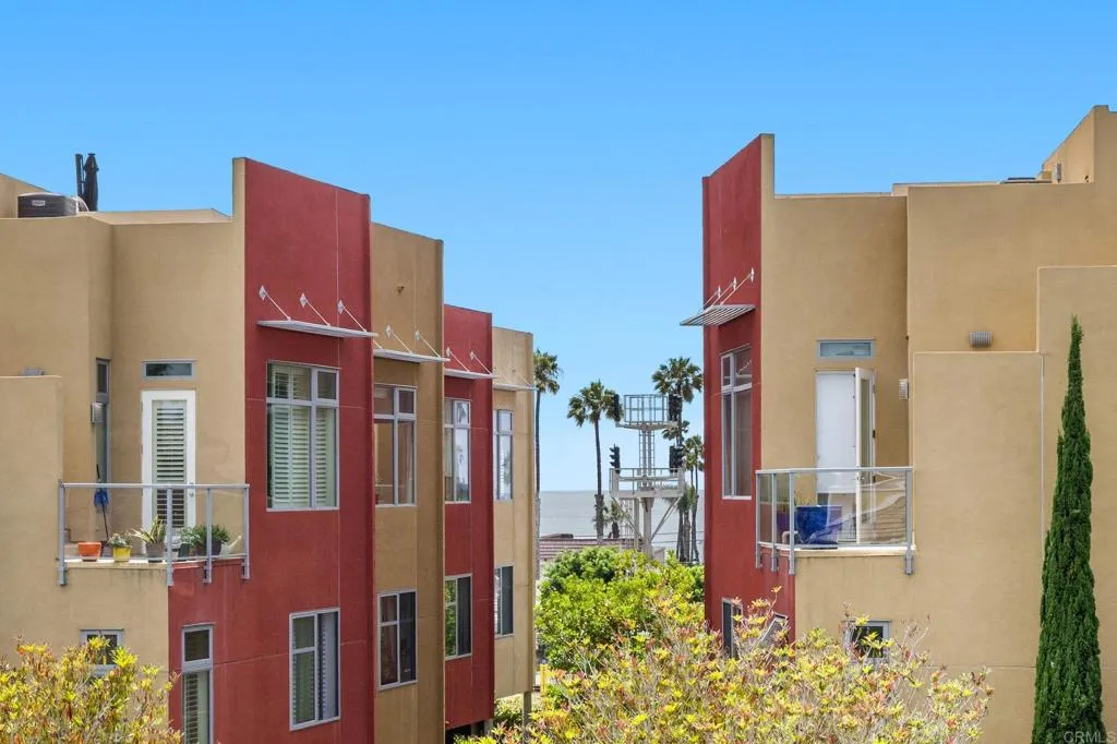 https://cdn.realtyfeed.com/cdn/127/306492318/e5a4cc87c0a92d3c73205b2710d7400a.webp