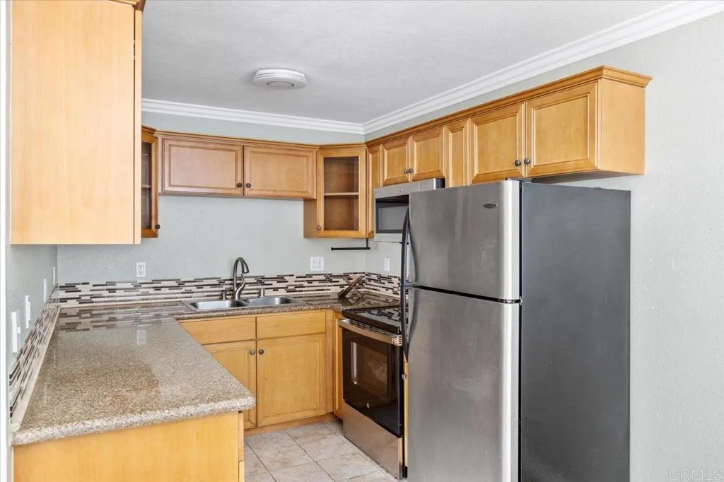Photo #5: PTP2505325 Listing 