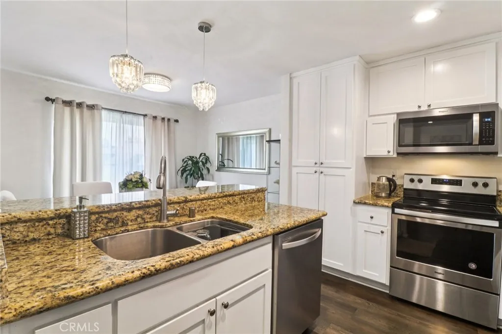 Photo #8: SW25158088 Listing: Photo #8