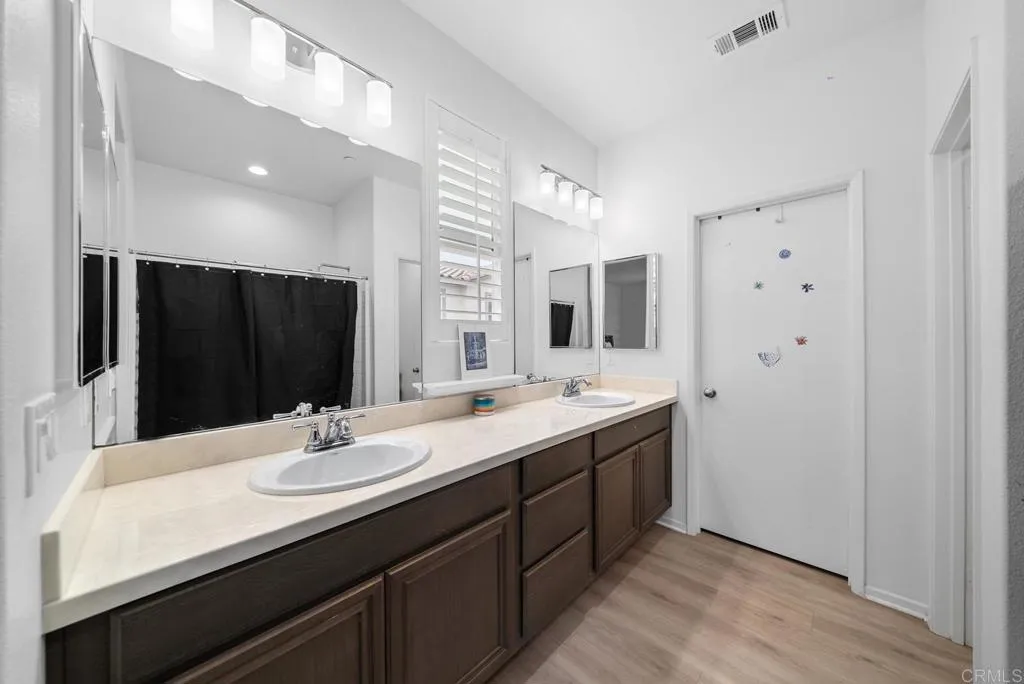 Photo #25: PTP2505330 Listing: Photo #25