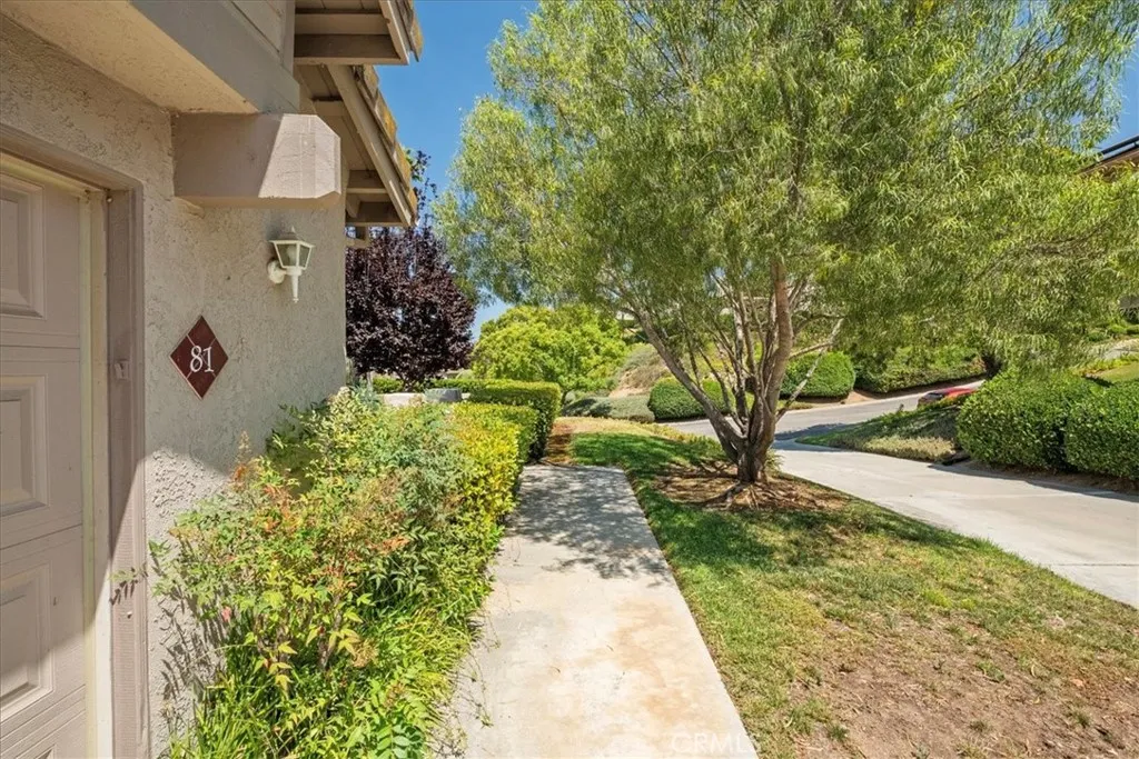 Photo #2: ND25158272 Listing 