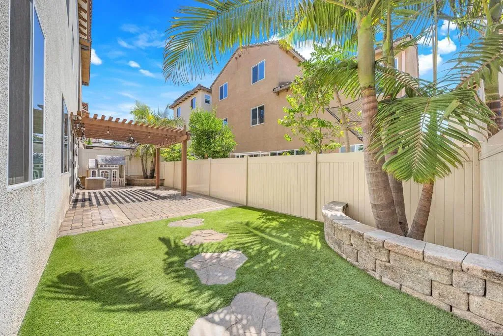 https://cdn.realtyfeed.com/cdn/127/306492677/c50ea802c0ba09c7df3ec4fe7162d2e0.webp
