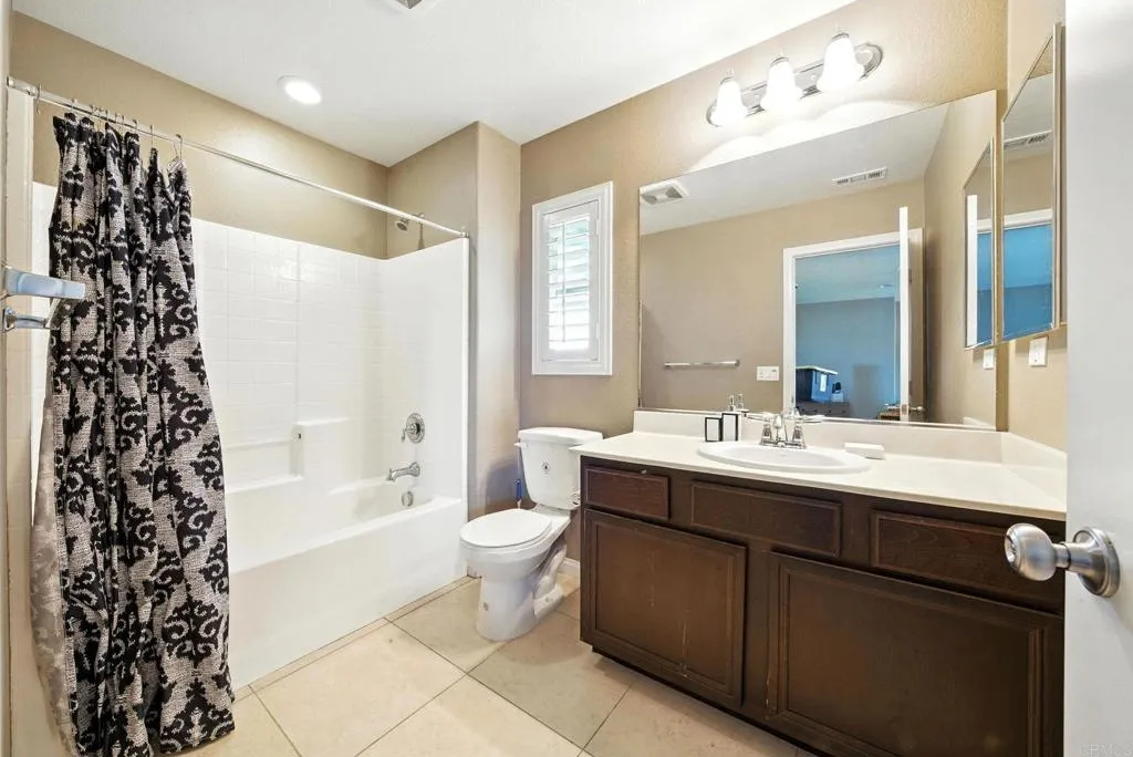 https://cdn.realtyfeed.com/cdn/127/306492677/d4fd80d3724f96b9fbe23b1c67745e4d.webp