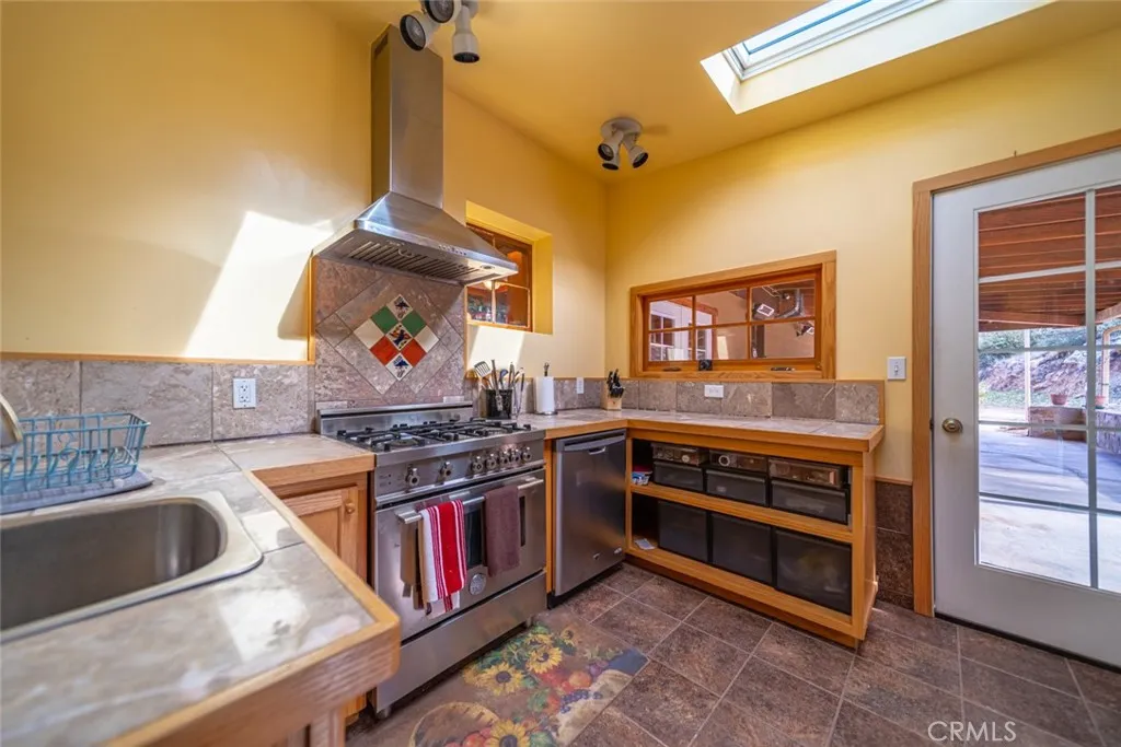 https://cdn.realtyfeed.com/cdn/127/306492684/7a7f3ae84d12d1a11eaea9da148bf282.webp