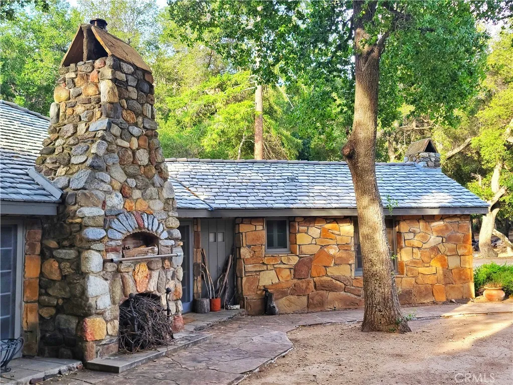 https://cdn.realtyfeed.com/cdn/127/306492684/7c096a9f2ef0252dc12278ce01f6a71f.webp