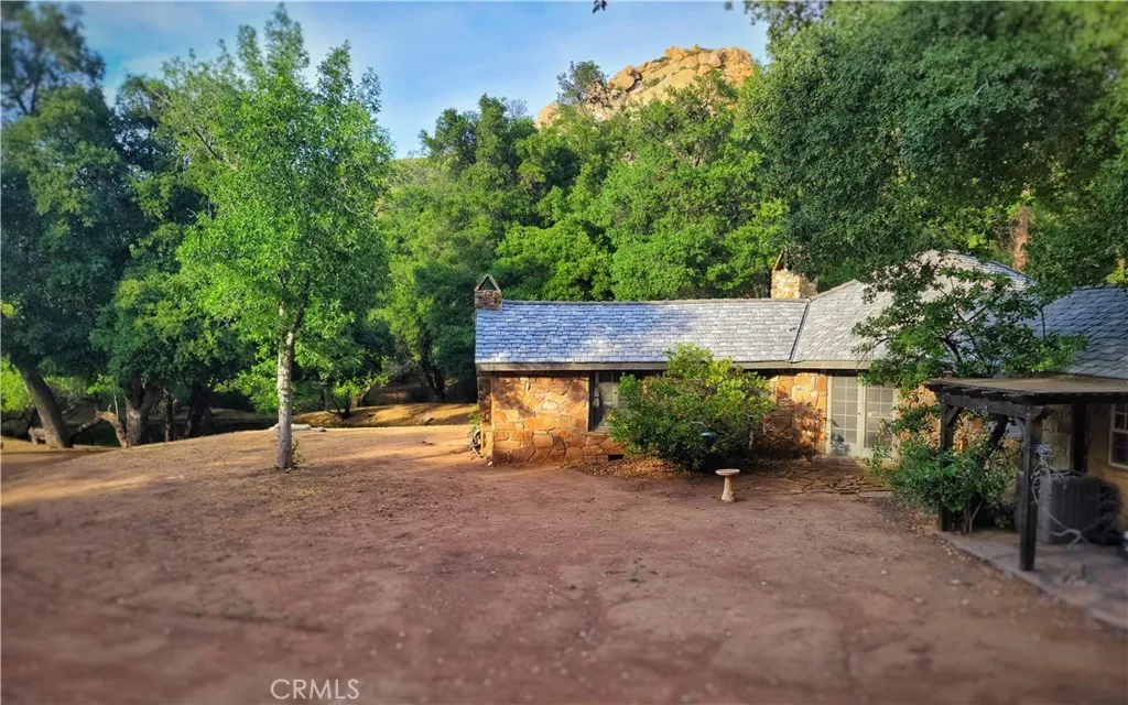 https://cdn.realtyfeed.com/cdn/127/306492684/a6dad193b41402f075fbd4db03092f56.webp