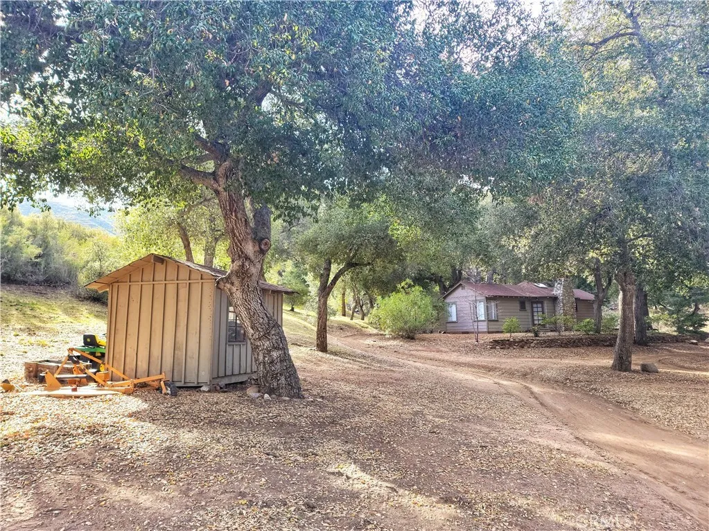 https://cdn.realtyfeed.com/cdn/127/306492684/a8ec4c483b2ad3857a6c9b111fc538c2.webp