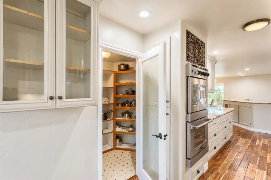 https://cdn.realtyfeed.com/cdn/127/306492771/070c7a88d5e91826bec0fecb2dc2b036.webp