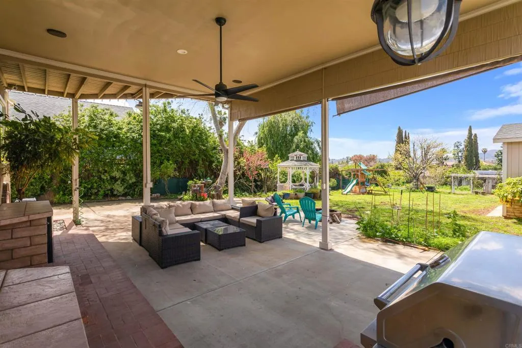 https://cdn.realtyfeed.com/cdn/127/306492771/bb1db288c99a4e5cf1c3f7e868770b89.webp
