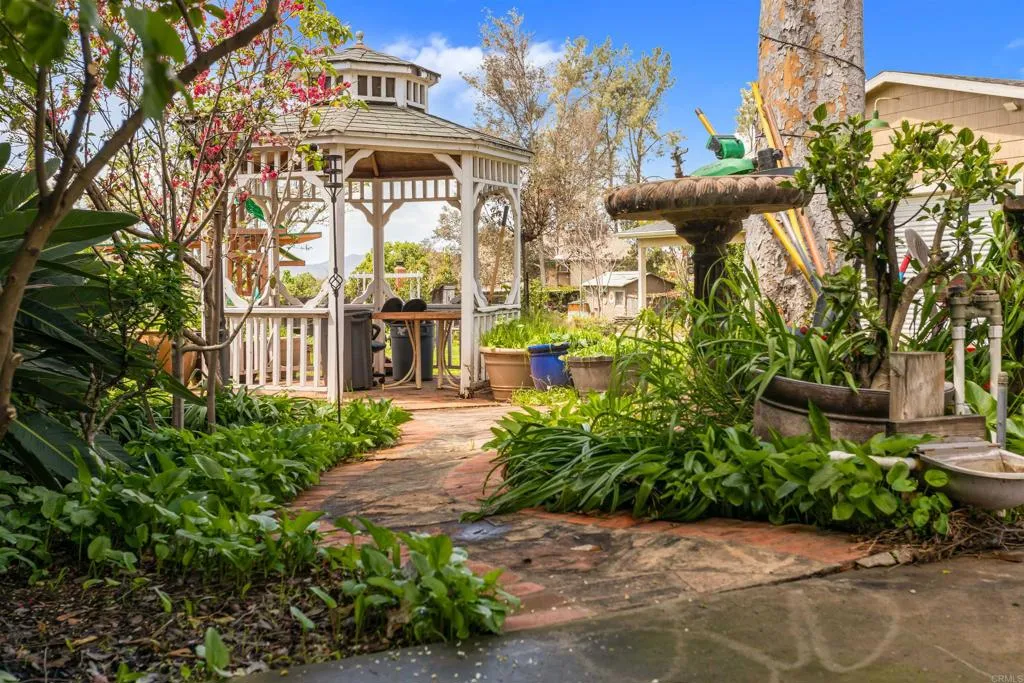 https://cdn.realtyfeed.com/cdn/127/306492771/e47b3dcae1646d8c2e2a55a29af44475.webp