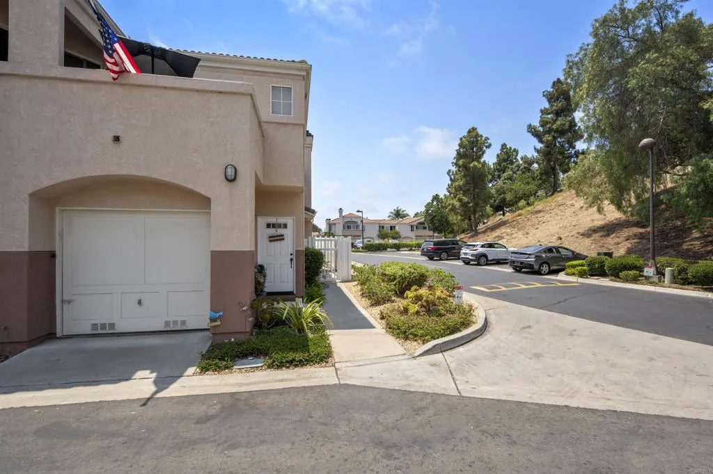 Photo #3: PTP2505342 Listing 