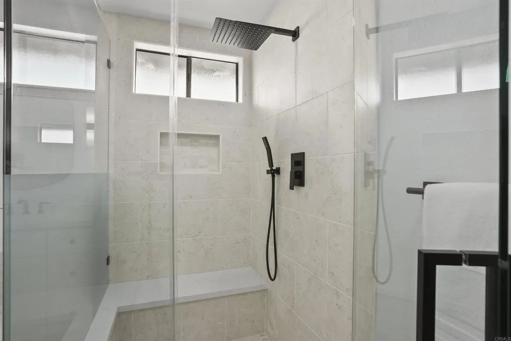 https://cdn.realtyfeed.com/cdn/127/306492871/2498b44a69a7a6a16e60a02044a06315.webp