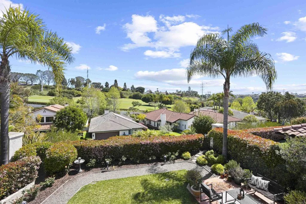 https://cdn.realtyfeed.com/cdn/127/306492871/462c9c04e143f5e0bb141a07759a943f.webp