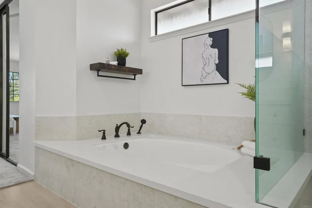 https://cdn.realtyfeed.com/cdn/127/306492871/711e5de6624b6c4f496cd4cd056eeb16.webp