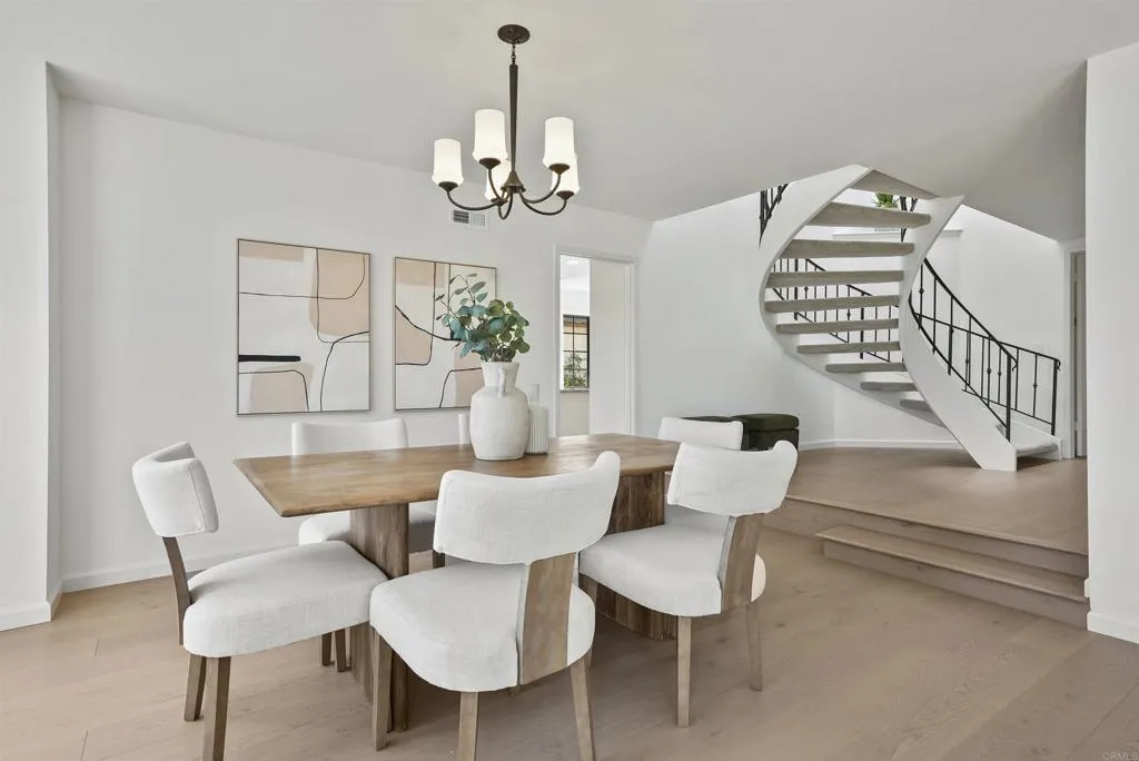 https://cdn.realtyfeed.com/cdn/127/306492871/f2e2e2450ffa366eded6e9ec79e03d82.webp