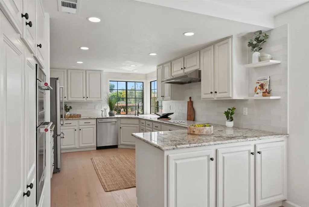 https://cdn.realtyfeed.com/cdn/127/306492871/f3374605b36ed207b922ce10ed509437.webp