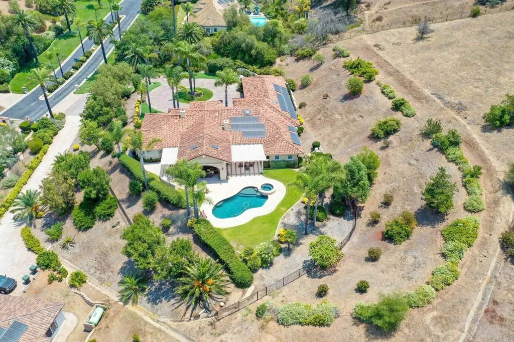 https://cdn.realtyfeed.com/cdn/127/306492936/381364a763a43001af1edde940d1807a.webp