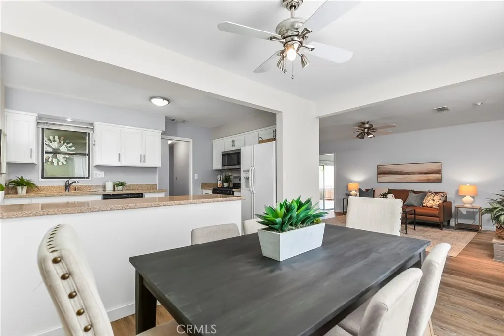 https://cdn.realtyfeed.com/cdn/127/306492988/369cd6a94d01a9adb11d74b28e5cd534.webp