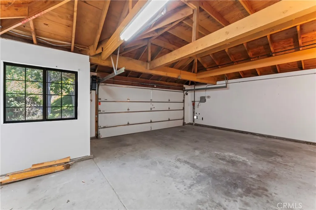 https://cdn.realtyfeed.com/cdn/127/306493009/0d3dbadd80edf5681975091eafa94952.webp